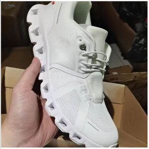 الأكثر مبيعًا على Cloud 5 أحذية ركض شعبية جديدة للمشي للرجال والنساء - Product Image 4