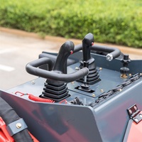 Chargeuse compacte sur chenilles en promotion, 1564 kg, moteur diesel 17,1 kW, avec chenilles en caoutchouc pour chantier et location