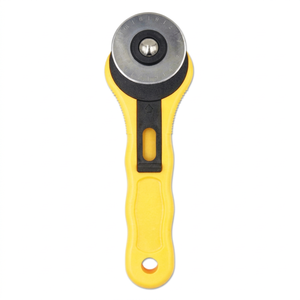 Couteau à roulettes pour découper les tissus, poignée en plastique, lame en acier au carbone pour couper le tissu, le papier et le cuir - Product Image 1