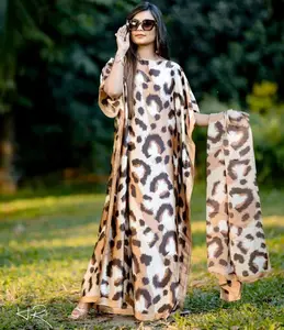 Özel lüks tasarımcı bayanlar tek parça ekstra uzun ipek sabahlıklar kadınlar için yaz müslüman gevşek ipek baskılı kaftans elbiseler