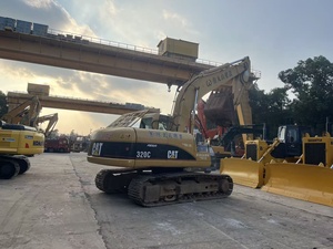 Excavatrice 320C de 22 tonnes, modèle 2022, avec godet de 0,32 m³ de capacité, équipement de construction d'occasion avec moteur - Product Image 5