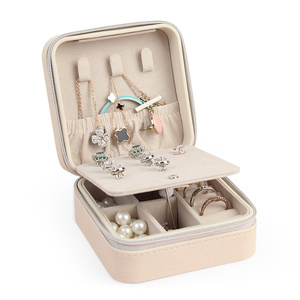 Caja organizadora de joyas de metal con diseño de cinta, múltiples compartimentos, para anillos, tamaño pequeño y delgado, de 2 puertas, ideal para viajes, para él y para ella, para niñas - Product Image 1