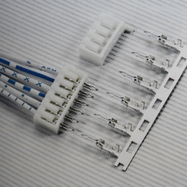 SYK Factory Direct Sale DIN Connector Terminal Wiring Harness with Copper Contacts 250V Rated SCN/1.5/2.0/2.54 7pin