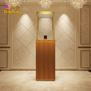 Vitrine de présentation de bijoux et de montres en bois de luxe sur mesure XINYI, éclairage LED, finition dorée, design écologique pour la vente au détail et les musées - Product Image 4