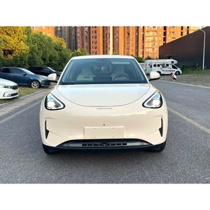 Véhicule d'occasion en promotion : Geely Starwish UP électrique 2025, 5 portes, 5 places, petite voiture d'occasion - Product Image 2