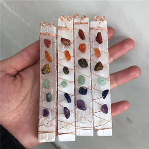 Produk Penyembuhan Spiritual Terbaru: Tongkat Selenite Mentah Berlapis Kawat dengan 7 Manik-Manik Chakra Alami untuk Meditasi - Product Image 4