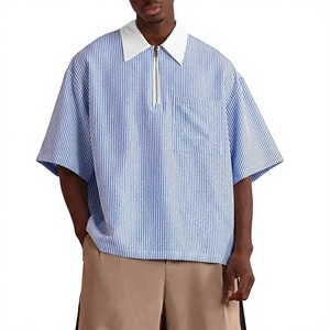 Polo de manga corta a rayas azules de primera calidad para hombre, con cuello de media cremallera y bolsillo, estilo casual, de algodón, para uso diario. - Product Image 3
