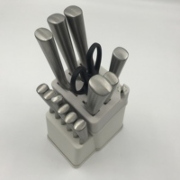 Ensemble de 14 couteaux de cuisine en acier inoxydable, couteaux de chef, couteaux utilitaires, couteaux à steak, couteaux Santoku, couteaux à fruits, avec bloc de rangement en plastique