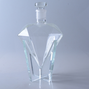 Decantador de whisky en forma de diamante moderno de 750ml Vidrio de borosilicato eco-sostenible Vino/licor de alta transparencia Diseño ecológico - Product Image 4