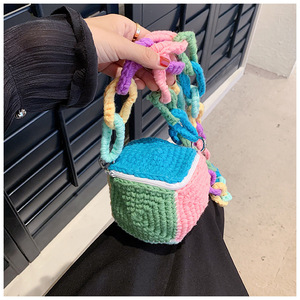 Borsa a tracolla piccola da <span class=keywords><strong>donna</strong></span> in poliestere lavorata all'uncinetto stile Dopamine, nuova moda, graziosa, arcobaleno, senza fodera, con chiusura a scatto - Product Image 5