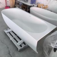 Baignoire autoportante d'angle en pierre artificielle blanche mate, surface solide, pour salles de bain de villas