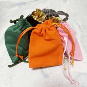 Vente en gros de pochettes cadeaux élégantes avec cordon de serrage, sac en velours, sac d'emballage pour bijoux - Product Image 3