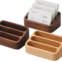 Porte-cartes de visite géométrique à trois compartiments en bois massif avec support à pendule pour rangement de bureau et cadeaux d'affaires