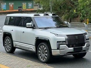 2023 Yangwang U8 Luxury Edition, 5-<b>door</b>, 5-seater, four-motor, four-wheel drive large SUV with panoramic sunroof. for Export - Product Image 2