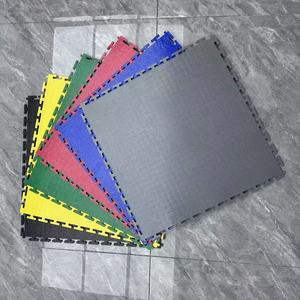 Piastrelle per Pavimenti da Garage Baona in PVC Resistente - Piastrelle Incastrabili Spesse 5mm in Nero/Grigio, per Officine <span class=keywords><strong>e</strong></span> Showroom - Product Image 4