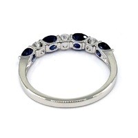 Vente en gros de bijoux classiques empilables en or blanc 18 carats avec diamant naturel ovale saphir bleu bague simple pour femme