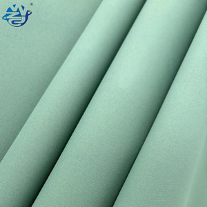 100% chaqueta cortavientos <span class=keywords><strong>de</strong></span> TPU reciclado Poly 150D 57 pulgadas repelente al agua C6 Grade4 zapatos tácticos teñidos <span class=keywords><strong>de</strong></span> hilo para ropa deportiva teñida - Product Image 1