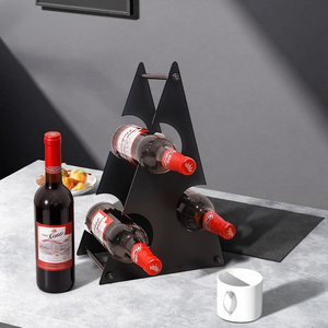 Estante de exhibición de metal moderno negro inclinado para botellas, mueble de suelo para garrafeira, cantineta de vino, estantería para vinos hasta el techo - Product Image 2