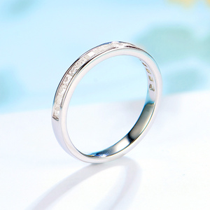 Anillo de oro rosa de 10K Kuololit HK 585 personalizado para mujer con diamante de laboratorio y moissanita, anillo de eternidad a juego. - Product Image 5