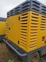 Moteur Atlas Copco XAVS 900 CAT de seconde main compresseur d'air jaune à vis diesel portable modèle 2011 14 bars