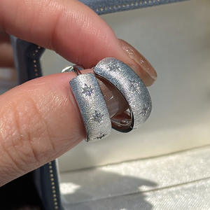 เวนชี่ เอส 925 ต่างหูเงินแท้รูปดาวหกเหลี่ยม ต่างหูแฟชั่นวินเทจ สไตล์โบราณ เย็นสบาย สดชื่น ขัดเงา - Product Image 1