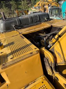 Excavadora Caterpillar 330BL de Alto Rendimiento para Proyectos de Desarrollo, Instalación, Industriales y Civiles, para Obras de Movimiento de Tierras - Product Image 5