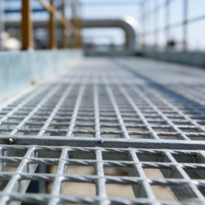 Griglia di Drenaggio in Acciaio Zincato per Carichi Pesanti, Canale di Scolo per Progetti Industriali e Municipali - Product Image 6