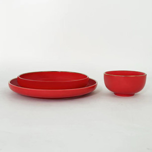 Service de vaisselle en porcelaine <span class=keywords><strong>rouge</strong></span> 18 pièces, 12 assiettes et 6 petits bols en céramique pour la maison et les fêtes de mariage - Product Image 5