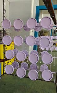 Pintura Electroforética DONG PHU, Revestimiento Epóxico Líquido Aislante Anticorrosivo con Acabado Brillante para Accesorios de Ferretería de Origen Vietnamita - Product Image 2