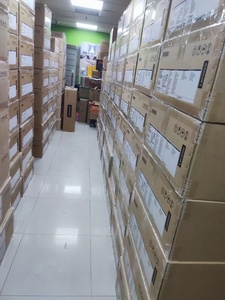 Servidor en Rack Lenovo <span class=keywords><strong>ThinkSystem</strong></span> <span class=keywords><strong>SR530</strong></span> - Product Image 5