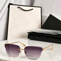 Lunettes de soleil unisexes carrées rouges à monture intégrale avec verres dégradés, légères et tendance, protection UV400 pour la plage et les activités de plein air