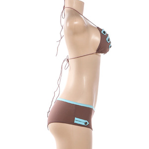 Ensembles de bikinis de créateur pour femmes, style vacances 2026, comprenant un <span class=keywords><strong>micro</strong></span>-soutien-gorge halter et un short taille basse, pour <span class=keywords><strong>la</strong></span> <span class=keywords><strong>plage</strong></span> - Product Image 6