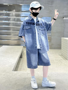 Ensemble d'Été Tendance pour Garçons, Vêtements <span class=keywords><strong>en</strong></span> <span class=keywords><strong>Jean</strong></span> avec Lettres, <span class=keywords><strong>Chemise</strong></span> à Manches Courtes et Short, Deux Pièces - Product Image 4