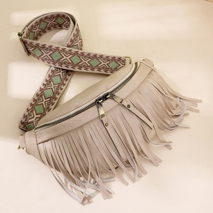 Personalizado Vintage Franja Saco Peito Outono Pu Couro Cor Sólida Estilo Étnico Tassel Dumpling Forma Fanny Pack - Product Image 3