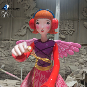 Installation féerique festive-<span class=keywords><strong>Fées</strong></span> de dessins animés FRP avec ailes scintillantes et boules cadeaux géantes pour présentoirs de magasins de vacances - Product Image 5