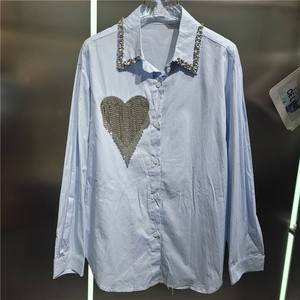 GX-2026: <span class=keywords><strong>Camicia</strong></span> Versatile <span class=keywords><strong>con</strong></span> Design a Cuore e <span class=keywords><strong>Frange</strong></span> di Diamanti, Senso di Eleganza - Product Image 2