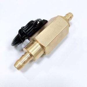 Interruptor de Flujo Magnético de Cobre y Latón de 70W con Interfaz de Pagoda, Interruptor de Agua con Flotador - Product Image 2
