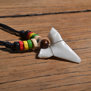FY005 Hawaii Surfer <strong>Jewelry</strong> Handmade Imitation Shark <strong>Teeth</strong> Pendant New Zealand Maori Tribal Bone Choker Men's Fashion Necklaces - Product Image 2