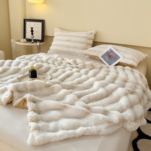 Ensembles de couettes d'hiver en fourrure de <span class=keywords><strong>lapin</strong></span> rayée de couleur unie de luxe en gros - Product Image 3