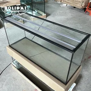 Bordo in plastica nera avvolto intorno all'acquario in vetro per acquario di dimensioni personalizzate