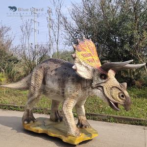 Modelo de Dinosaurio <span class=keywords><strong>Triceratops</strong></span> Animatrónico Realista para Parque de Atracciones en Venta - Product Image 1