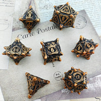 Ensemble de 7 dés DND en métal massif vert émeraude à grande ouverture, dés polyédriques Dragon pour jeux de société Dungeons & Dragons, jeux de rôle fantastiques, robustes
