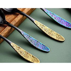 ช้อนสแตนเลสชุบทอง ดีไซน์หรูหรา สำหรับใช้บนโต๊ะอาหารในงานเลี้ยง - Product Image 2