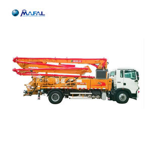 Bomba de Hormigón Usada con Pluma de Colocación de Hormigón, Bomba de Hormigón Renovada para Camión Actros - Product Image 2