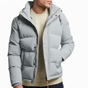 Veste matelassée à capuche gris clair pour homme, coupe classique, rembourrage en polyester, fermeture éclair coupe-vent, manteau d'hiver décontracté - Product Image 1