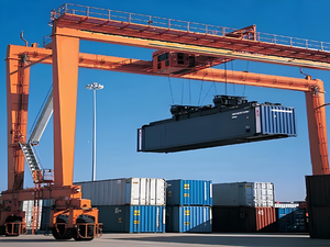 Grue à <span class=keywords><strong>portique</strong></span> pour pneus de 150 tonnes, robuste, avec points de levage multiples, écarteur pour applications portuaires, de construction navale et de logistique - Product Image 2