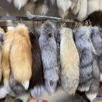 Porte-clés en queue de renard moelleuse de 40 cm, breloque de sac, accessoire de cosplay pour les amoureux des animaux, queue de renard véritable douce de qualité supérieure, d'origine éthique