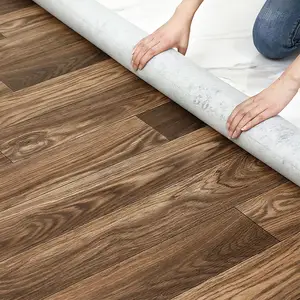 Pabrik Cina Tekstur Kayu Plastik Tahan Air Lantai Vinyl Roll Pvc Laminasi Lantai PU