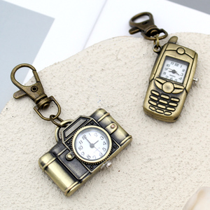 Tùy Chỉnh Cá Nhân Hình Dạng Thiết Kế Độc Đáo Dễ Thương Nhỏ Đồng Hồ Bỏ Túi Keyring Cổ Điển Kim Loại Mini Máy Ảnh Móc Chìa Khóa Với Đồng Hồ - Product Image 6