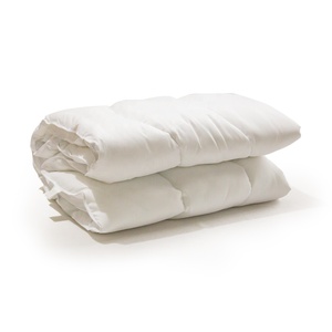 Couverture matelassée légère pour berceau Down Alternative Kid Baby Toddler Quilt Comforter - Product Image 1